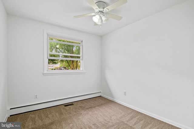 190 MAPLE AVE, Belmont Hills, PA 19004