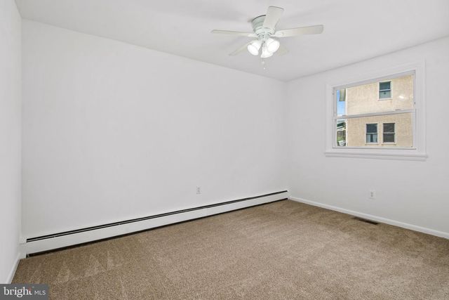 190 MAPLE AVE, Belmont Hills, PA 19004