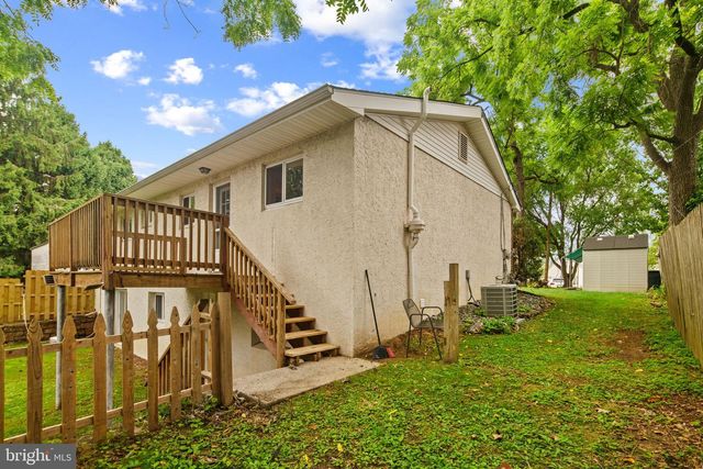 190 MAPLE AVE, Belmont Hills, PA 19004