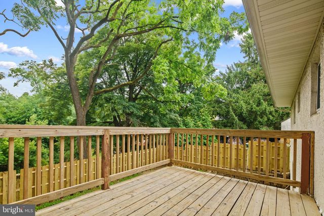 190 MAPLE AVE, Belmont Hills, PA 19004