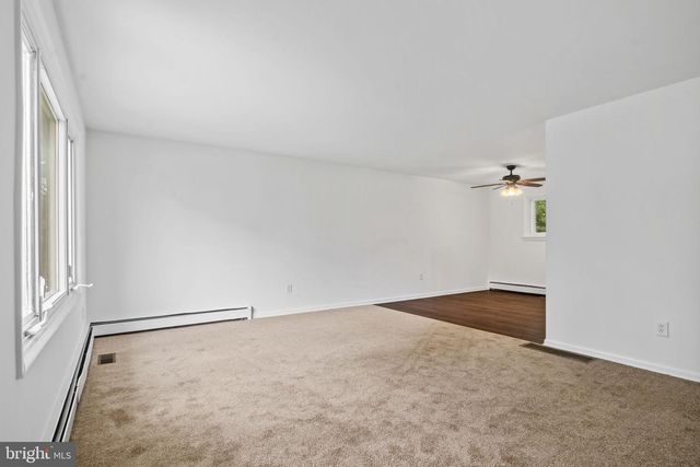 190 MAPLE AVE, Belmont Hills, PA 19004