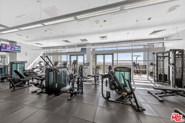 1155 S Grand Avenue 1707, Los Angeles, CA 90015