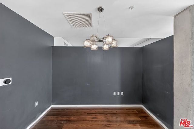 1155 S Grand Avenue 1707, Los Angeles, CA 90015