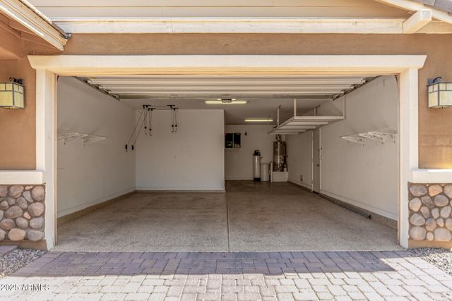 4229 E MESQUITE Street, Gilbert, AZ 85296