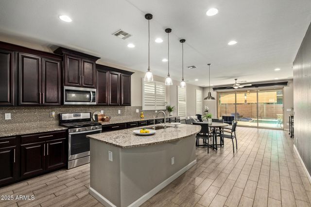 4229 E MESQUITE Street, Gilbert, AZ 85296