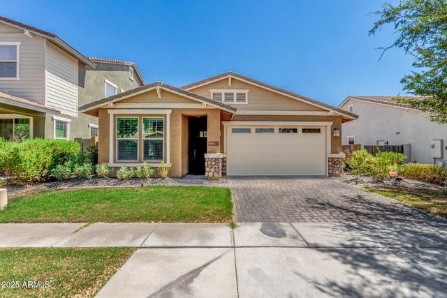 4229 E MESQUITE Street, Gilbert, AZ 85296