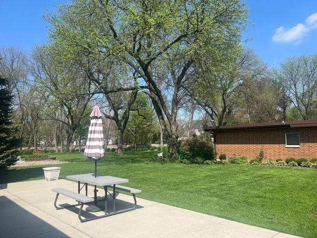 255 S West Avenue S 403, Elmhurst, IL 60126