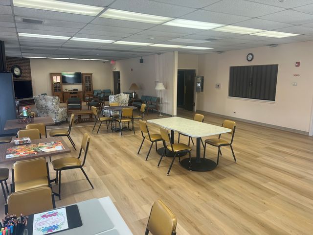 255 S West Avenue S 403, Elmhurst, IL 60126