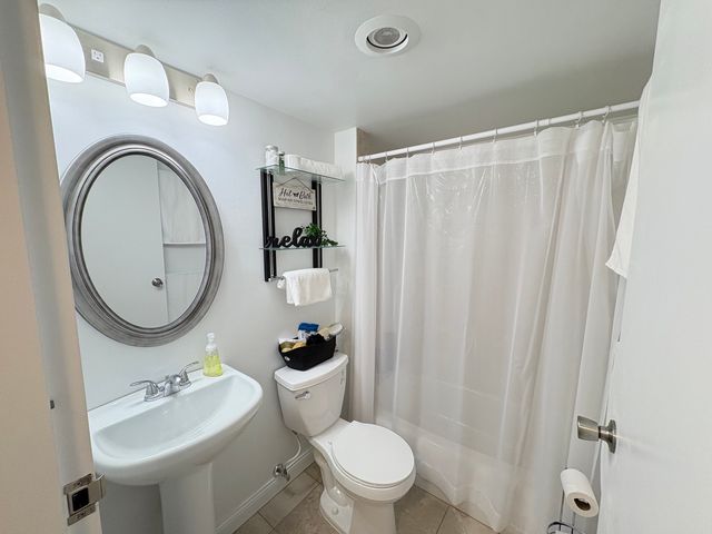 255 S West Avenue S 403, Elmhurst, IL 60126