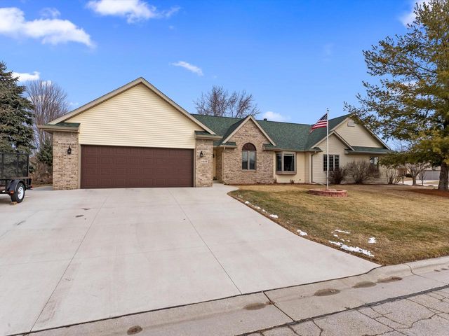 1408 Prairie LANE, Sheboygan Falls, WI 53085