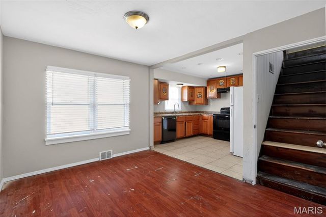 6009 Bermuda Drive, St Louis, MO 63135