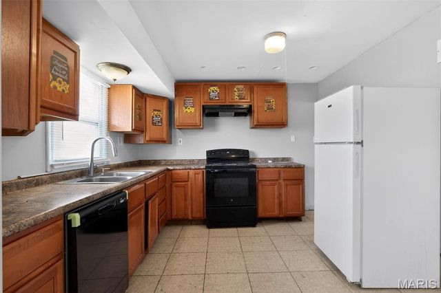 6009 Bermuda Drive, St Louis, MO 63135