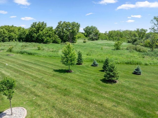 2070 Farmlane DRIVE, Slinger, WI 53086