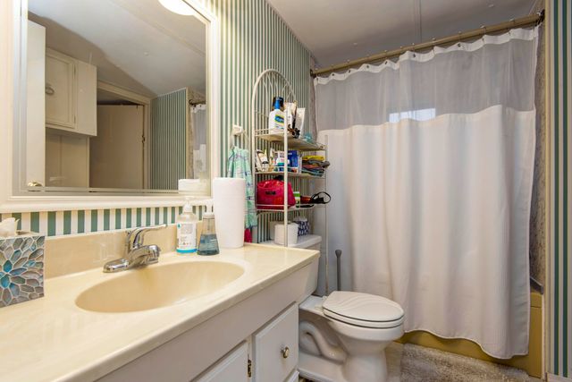 236 Onyx Lane, Galena, MO 65656