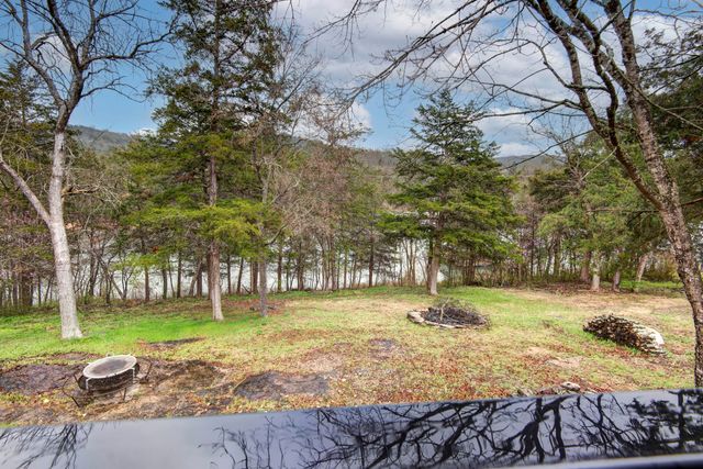 236 Onyx Lane, Galena, MO 65656