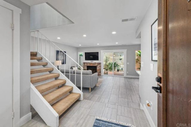 1774 Edgefield Lane, Encinitas, CA 92024