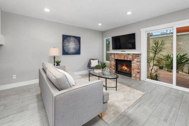 1774 Edgefield Lane, Encinitas, CA 92024