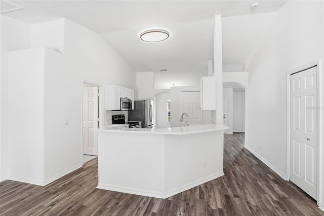 2004 NE 5TH TERRACE, Cape Coral, FL 33909