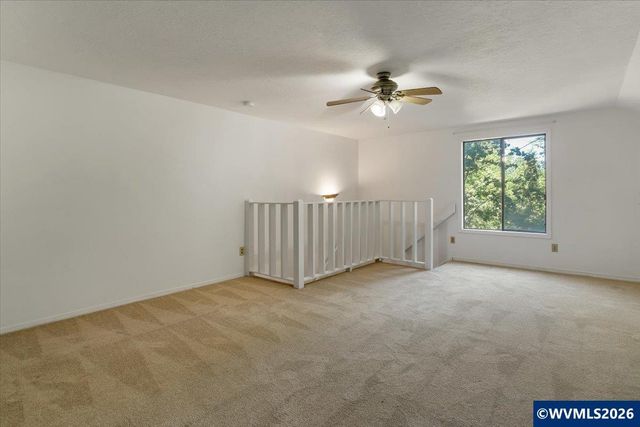 1983 Arithmetic Dr SE, Salem, OR 97302