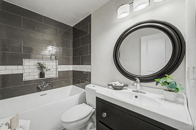 6712 S Marion Circle, Littleton, CO 80122