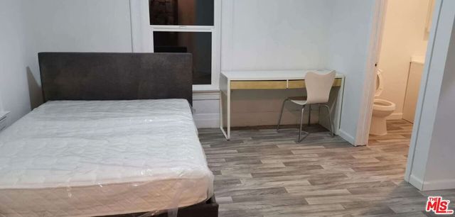 2705 S Normandie Avenue, Los Angeles, CA 90007