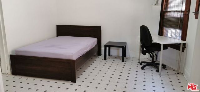 2705 S Normandie Avenue, Los Angeles, CA 90007