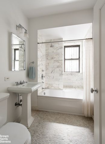 230 Riverside Dr Apt 1L, New York City, NY 10025