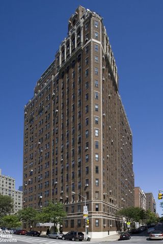 230 Riverside Dr Apt 1L, New York City, NY 10025