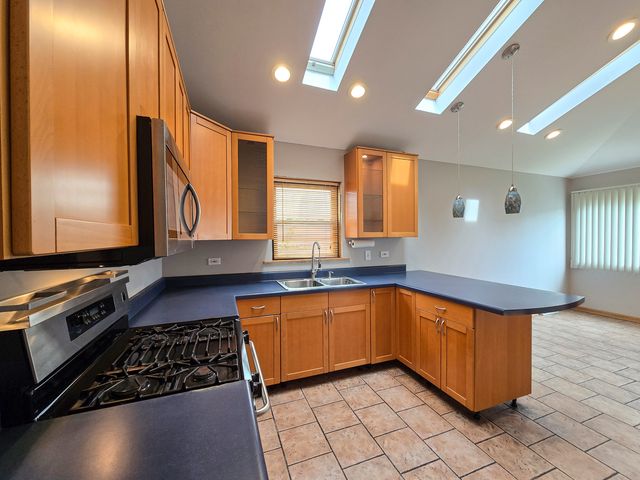4531 S Keeler Avenue, Chicago, IL 60632