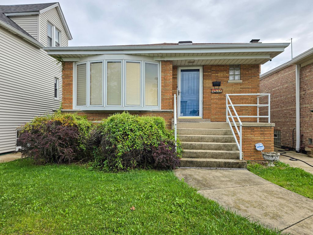 4531 S Keeler Avenue, Chicago, IL 60632