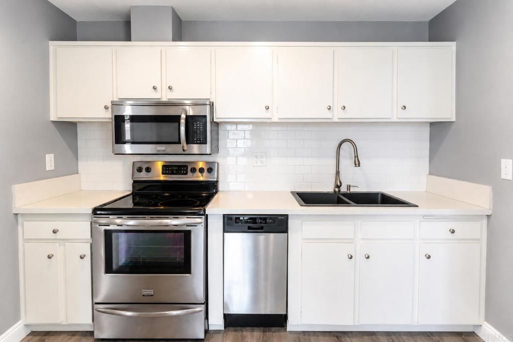 3050 Rue D'orleans 404, San Diego, CA 92110 — photo 5