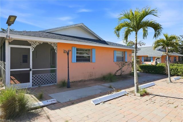 4231 Mariner LN, Bonita Springs, FL 34134