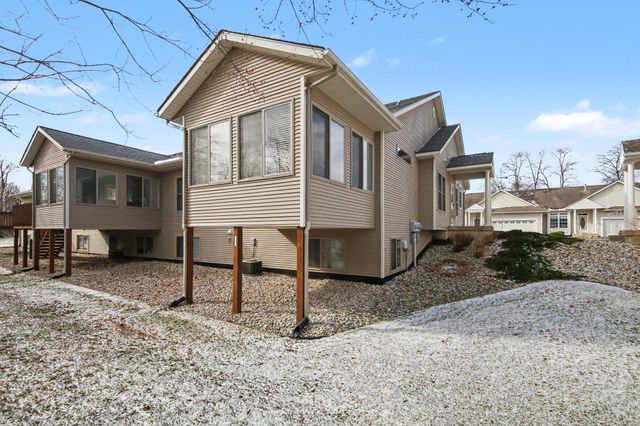 1102 Barrington NW, Grand Rapids, MI 49534