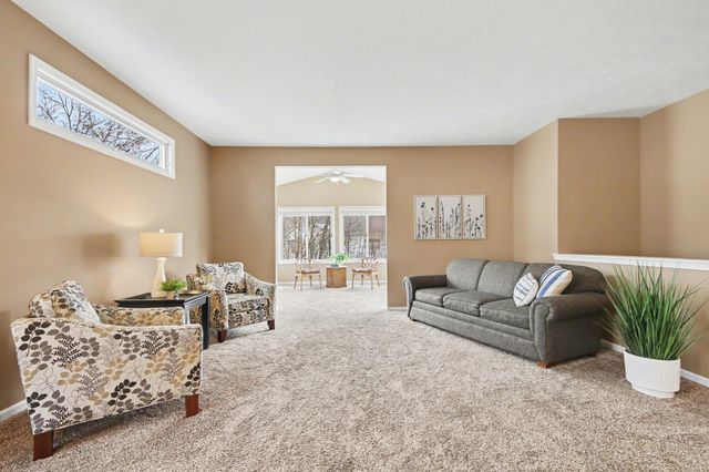 1102 Barrington NW, Grand Rapids, MI 49534