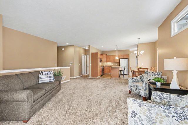 1102 Barrington NW, Grand Rapids, MI 49534