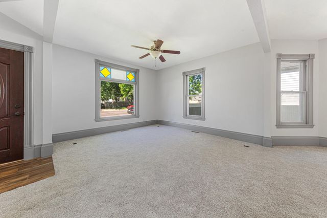 727 Division Street W, Faribault, MN 55021