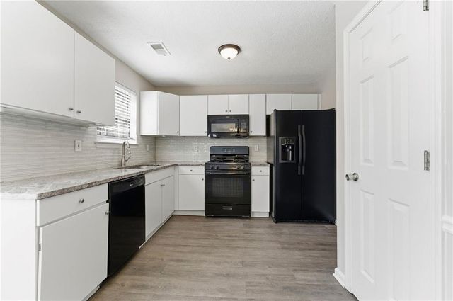 5499 Shirewick Lane, Lithonia, GA 30058