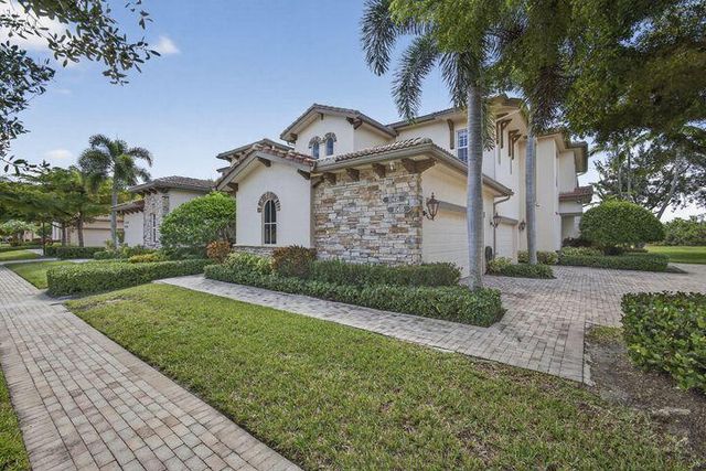 10418 Orchid Reserve Drive 13d, West Palm Beach, FL 33412