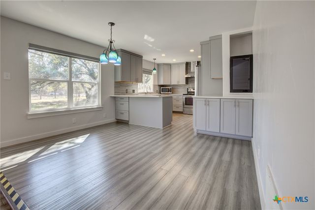 275 Wimberley Hills Drive, Wimberley, TX 78676