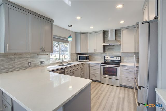 275 Wimberley Hills Drive, Wimberley, TX 78676