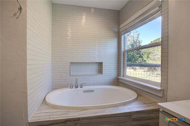 275 Wimberley Hills Drive, Wimberley, TX 78676