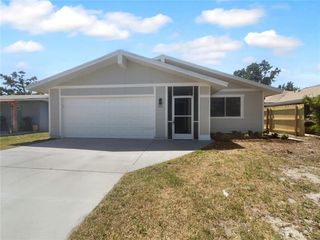 804 PINELAND AVENUE, Venice, FL 34285