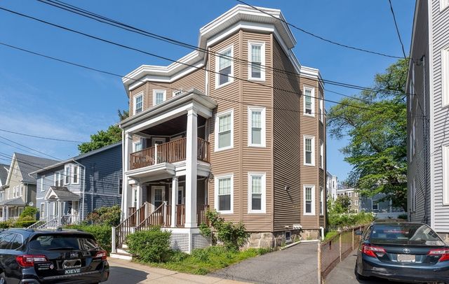 41 Fairbanks 3, Boston, MA 02135