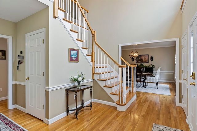 20 Constitution Cir, Holliston, MA 01746