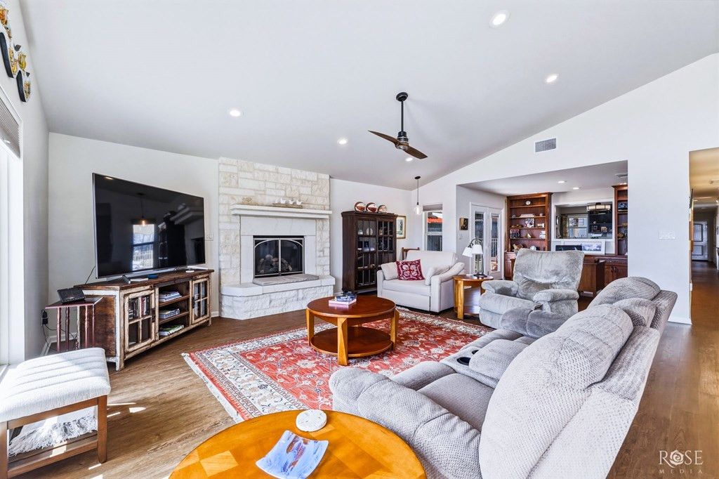 Image 18 of property listing at 1820 Shady Point Circle Drive, San Angelo, TX 76904