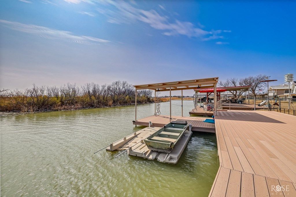 Image 9 of property listing at 1820 Shady Point Circle Drive, San Angelo, TX 76904
