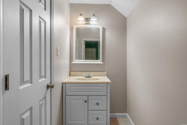 62 Robins Nest, Lonoke, AR 72086