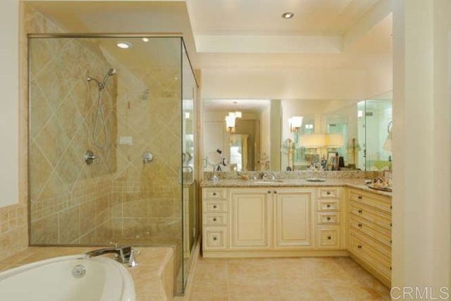 1040 Genter Street 205, La Jolla, CA 92037