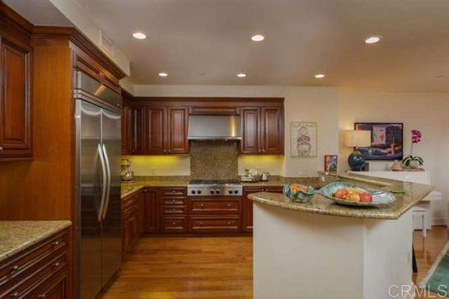 1040 Genter Street 205, La Jolla, CA 92037