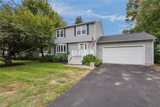 39 Whispering Pines, Cumberland, RI 02864